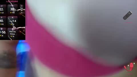 pamela_2863 online show from September 18, 2025, 10:01 pm