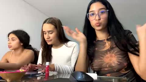 Snapshot of pamela_milleer chatting on January 3, 2025, 8:43 am pamela_milleer online show from January 3, 2025, 8:43 am