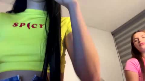 Snapshot of pamela_milleer chatting on January 23, 2025, 2:33 am pamela_milleer online show from January 23, 2025, 2:33 am