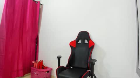 Snapshot of pamela_noah221 chatting on April 16, 2026, 7:09 am PAMELA online show from April 16, 2026, 7:09 am