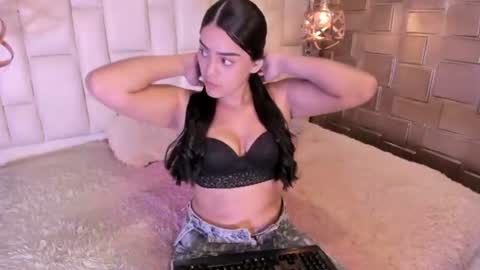 Snapshot of pamela_richardson chatting on July 1, 2026, 7:35 pm pamela_richardson online show from July 1, 2026, 7:35 pm