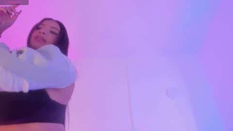 Manuela online show from November 2, 2025, 12:29 pm