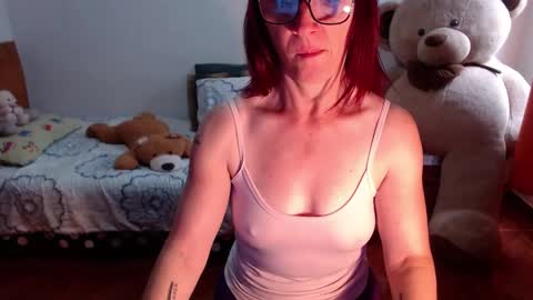 Pamela Jagger online show from January 3, 2025, 2:08 pm