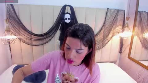 Pamela online show from October 23, 2025, 4:45 am