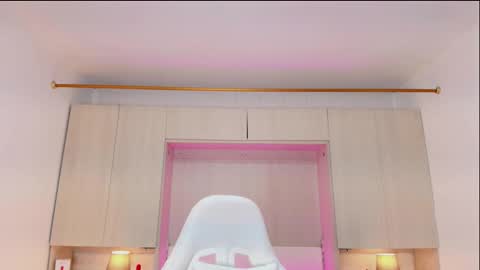  P A M  online show from February 20, 2025, 8:47 pm