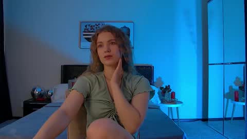 Pamela Blair online show from March 4, 2025, 5:42 am