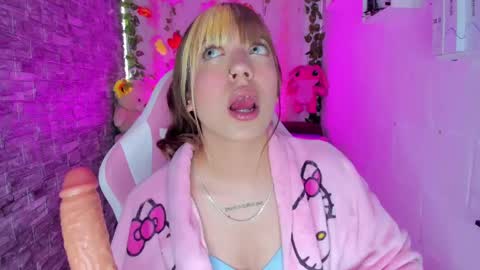 pamelajhonsom online show from January 17, 2025, 3:53 pm