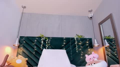 Pamela  online show from January 17, 2025, 3:00 pm