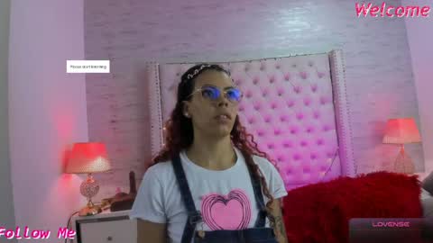 Snapshot of pamelamiler_ chatting on May 19, 2026, 12:33 pm TELL ME PAMELLA AND GIVE ME A GOOD GRADE ITS IMPORTANT online show from May 19, 2026, 12:33 pm
