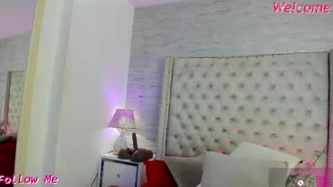 Snapshot of pamelamiler_ chatting on June 2, 2026, 12:18 pm TELL ME PAMELLA AND GIVE ME A GOOD GRADE ITS IMPORTANT online show from June 2, 2026, 12:18 pm