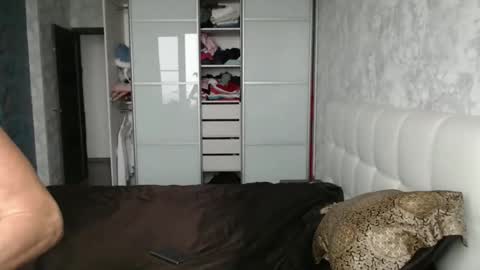 Pamella online show from October 4, 2025, 7:17 am