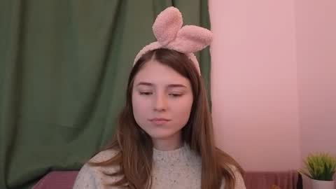 daniella online show from September 30, 2025, 8:14 pm