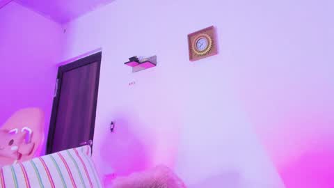 Pammela Smith online show from January 8, 2025, 12:49 am