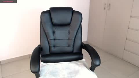 Pamela online show from April 23, 2026, 5:59 pm