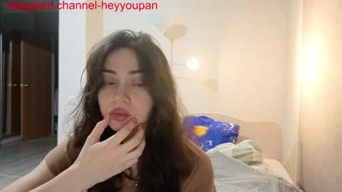 pandorawithlove online show from March 19, 2026, 5:39 pm