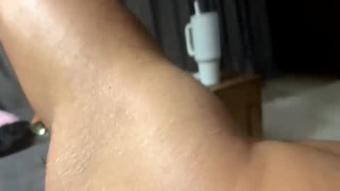 Alone online show from November 6, 2025, 2:23 am