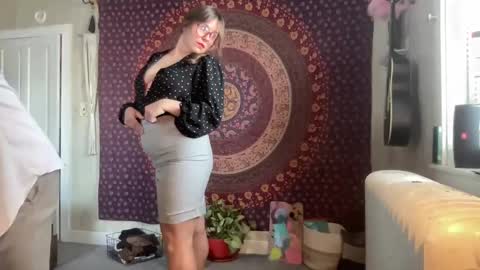 Snapshot of pantiesofthefae chatting on January 23, 2025, 8:02 pm Pantiesofthefae online show from January 23, 2025, 8:02 pm