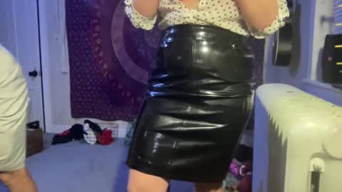 Snapshot of pantiesofthefae chatting on January 28, 2025, 11:49 am Pantiesofthefae online show from January 28, 2025, 11:49 am