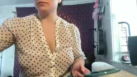 Snapshot of pantiesofthefae chatting on January 30, 2025, 6:10 pm Pantiesofthefae online show from January 30, 2025, 6:10 pm