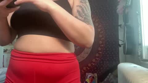 Snapshot of pantiesofthefae chatting on February 10, 2025, 6:13 pm Pantiesofthefae online show from February 10, 2025, 6:13 pm