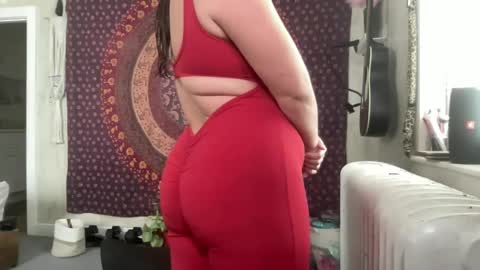 Snapshot of pantiesofthefae chatting on February 12, 2025, 4:55 pm Pantiesofthefae online show from February 12, 2025, 4:55 pm