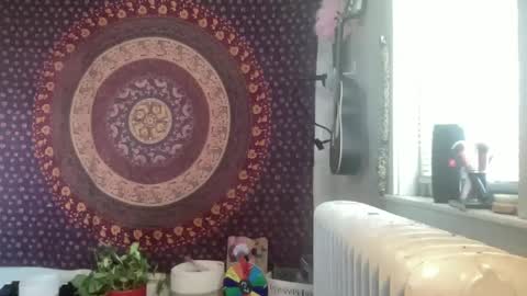 Snapshot of pantiesofthefae chatting on February 17, 2025, 6:15 pm Pantiesofthefae online show from February 17, 2025, 6:15 pm