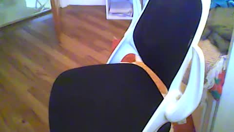 panton73 online show from July 14, 2026, 12:33 pm