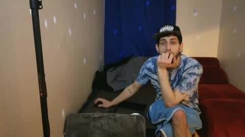 PantsLessTraveler online show from February 18, 2025, 7:43 am