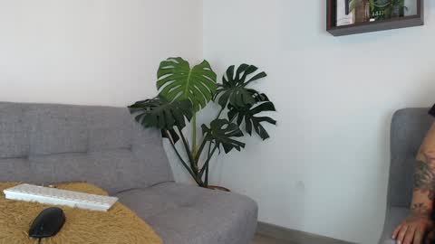 pantyhose_xxx_ online show from December 11, 2024, 7:25 pm