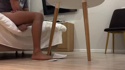 Pantyhose Lover online show from April 21, 2026, 6:01 pm