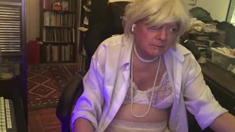 Pantyvioletlace online show from February 25, 2026, 3:16 am