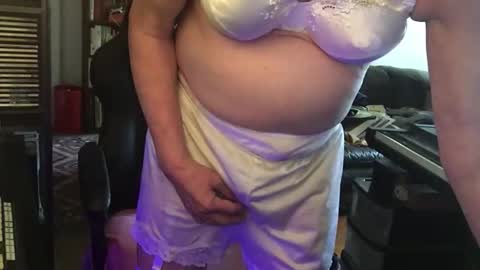 Snapshot of pantyvloletlace chatting on May 22, 2026, 10:04 pm Pantyvioletlace online show from May 22, 2026, 10:04 pm