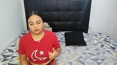 Paola 23 and Andres 25 online show from February 24, 2025, 3:23 am