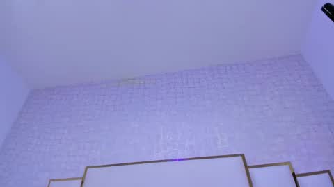 Paola  online show from November 29, 2025, 11:35 am