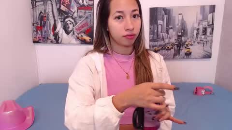 Paola online show from January 9, 2026, 11:57 am