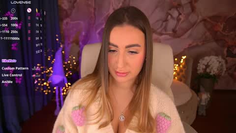 Lia online show from December 7, 2024, 3:52 pm