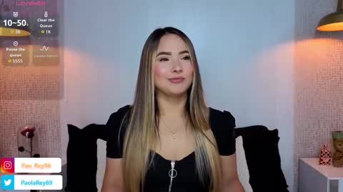 paolarey_ online show from February 19, 2026, 10:06 pm