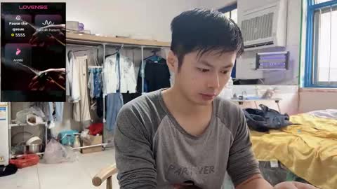 paopaotang61 online show from October 7, 2025, 1:36 am