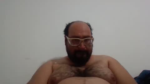 papi_adiel4 online show from January 14, 2025, 8:20 am