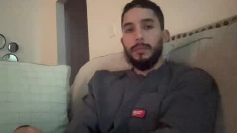 papicubano_guapo23cm online show from November 27, 2025, 11:45 am