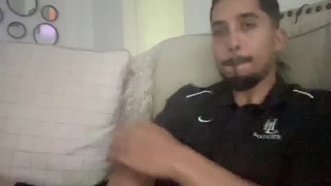 papicubano_guapo23cm online show from May 29, 2026, 1:20 pm