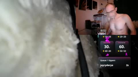 papillondusud84 online show from March 7, 2026, 11:46 pm