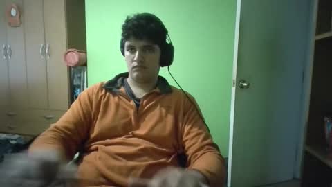 Snapshot of papitowilly999 chatting on May 4, 2026, 2:35 pm Papito online show from May 4, 2026, 2:35 pm