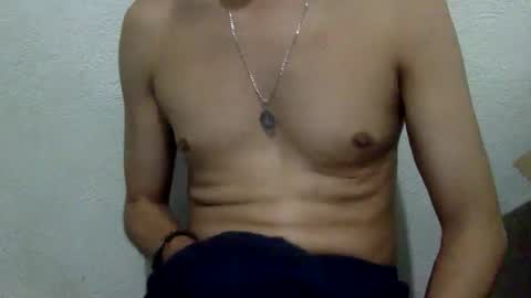 Snapshot of papy_dani33 chatting on March 26, 2026, 6:41 am papy_dani33 online show from March 26, 2026, 6:41 am