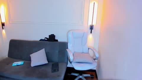 Ryan And Casper online show from December 13, 2025, 8:14 pm