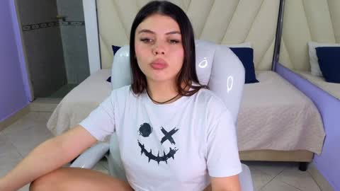 Amy and my doll online show from December 22, 2024, 7:00 am