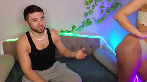 Allie  Alex Thumbs up if you like us online show from February 20, 2025, 1:57 am