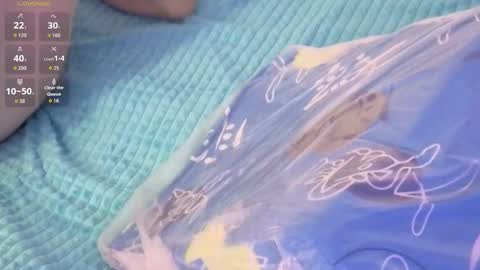 paranoidtemptaion_ online show from September 18, 2025, 12:07 pm