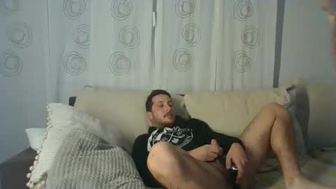 parejitahot30 online show from December 21, 2025, 10:17 pm