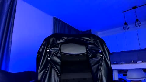 Paris online show from December 6, 2024, 11:47 pm